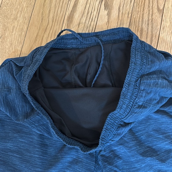 lululemon athletica Men's Athletic Shorts -‎ Navy Blue - Picture 8 of 8